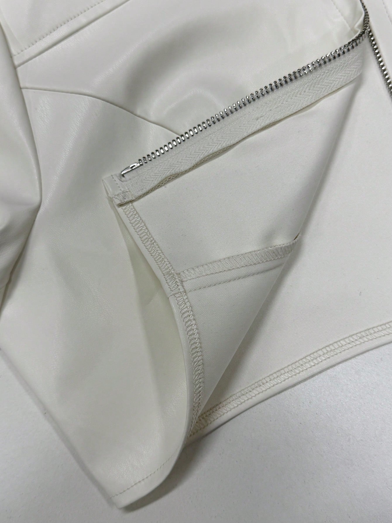 Coolane Women'S Winter Streetwear Rave Party Hippie Athleisure Y2K Basic Leather Comfortable Zip up Slim Fit Game Day White Crop Long Sleeve Coat
