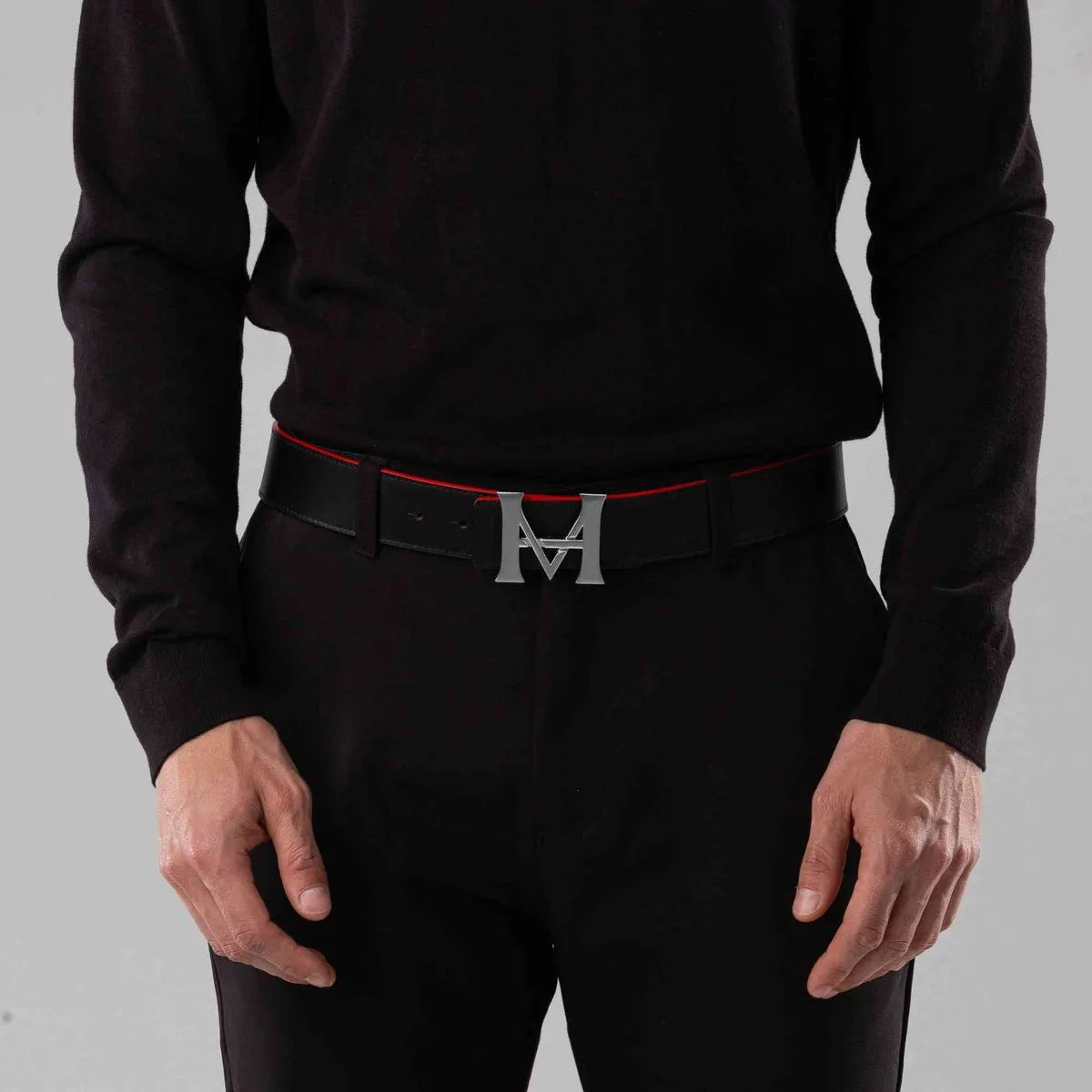 Mario Hernández Cinturón Casual Monograma Doble Faz Negro Cayena