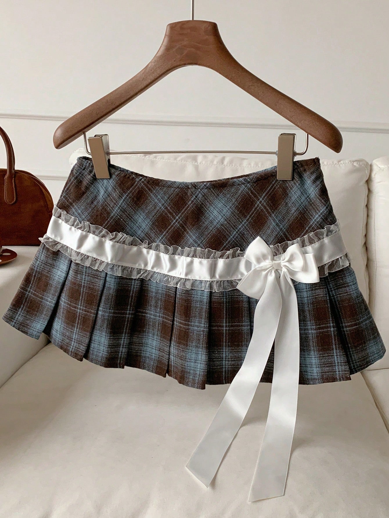 Comfortcana 2025 New Fall and Winter Women'S Plaid Lace Bow Decor Fashionable School Style Pleated Skirt Christmas New Year Party Graduation Brown and Blue Skirt