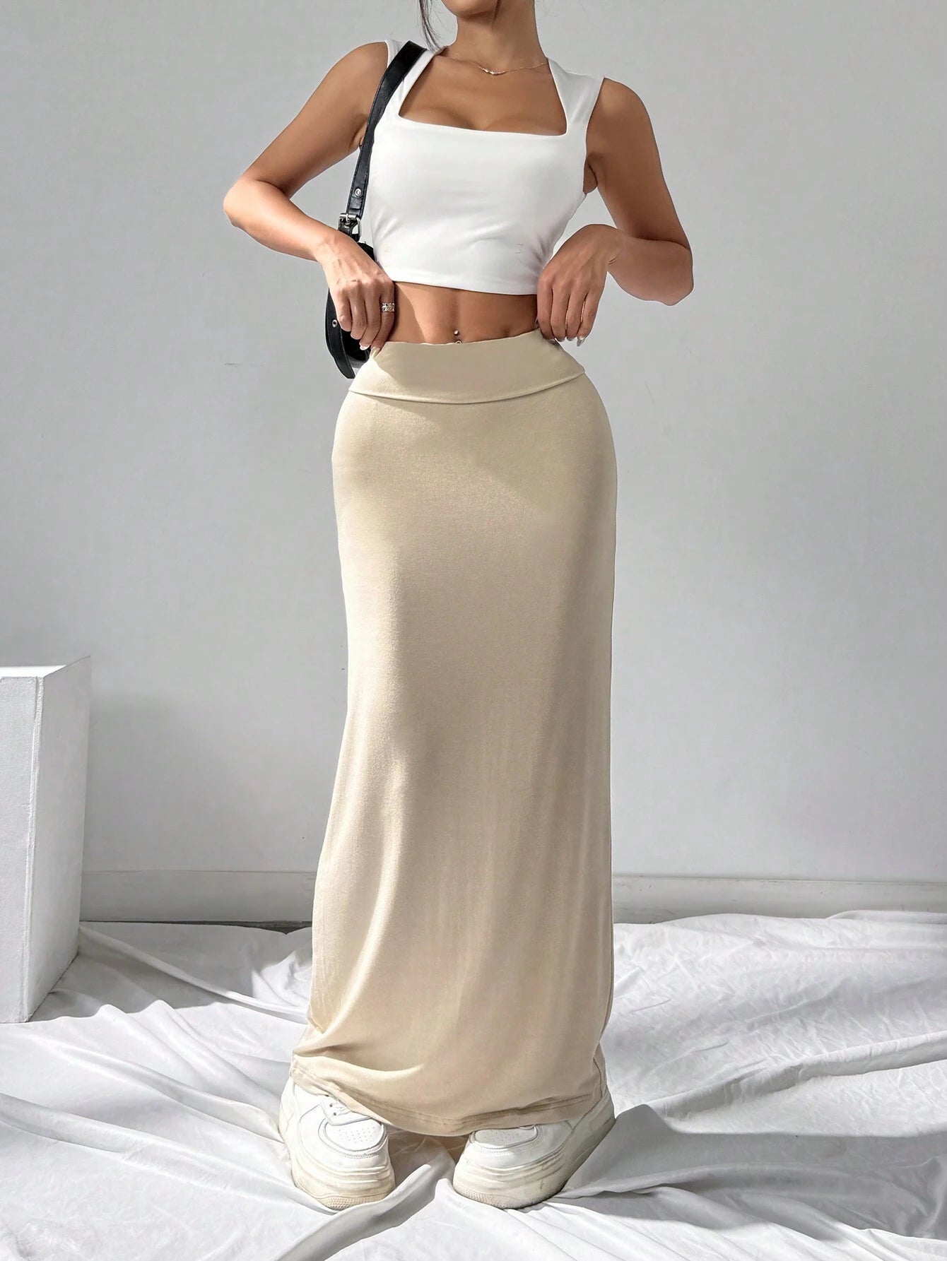 Ezwear Apricot Knitted High Waisted Pencil Skirt for Women