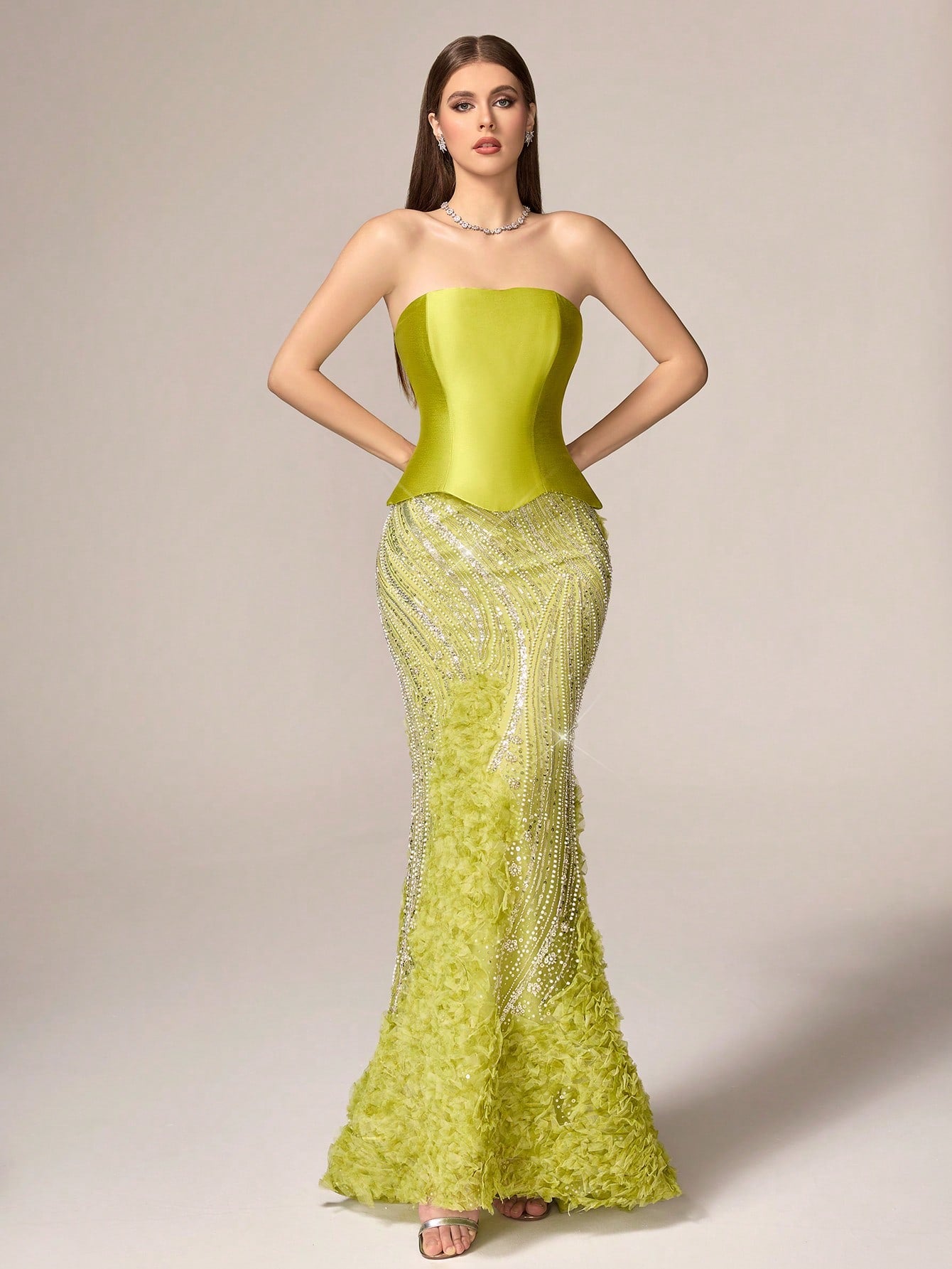 VIPGIRL Elegant Luxury Lime Green Strapless Evening Gown - Contrast Sequin Mesh Decor Mermaid Silhouette, Woven Fabric Ruffle Trim, Sleeveless Fitted Design | Suitable for Formal Dinners, Red Carpet Events, Graduation Dances, Wedding Receptions and More