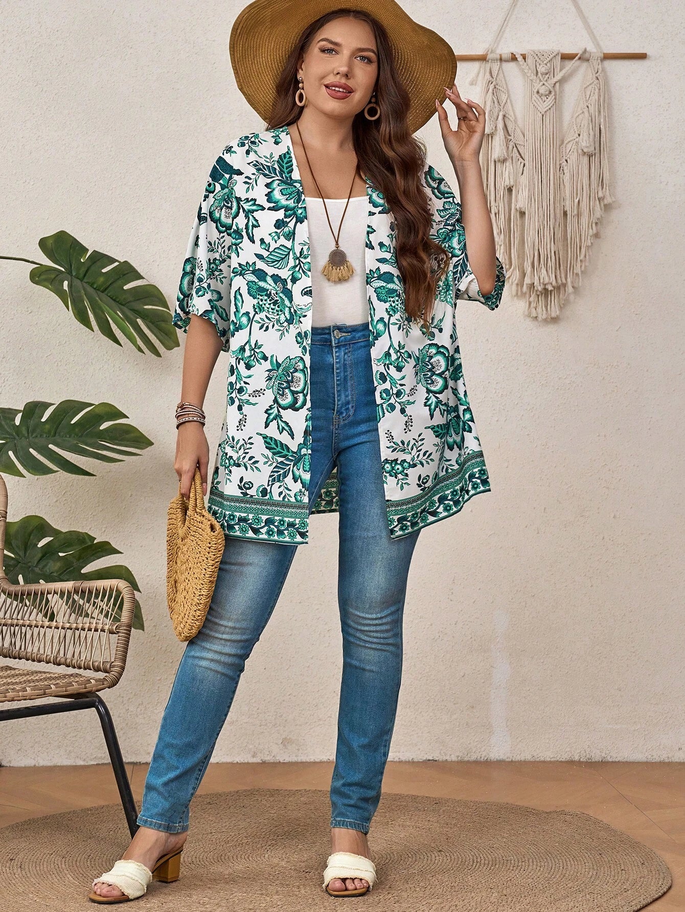 EMERY ROSE plus Size Women Floral Print Half Sleeve Open Front Kimono for Vacation for Summer Beach Vacation