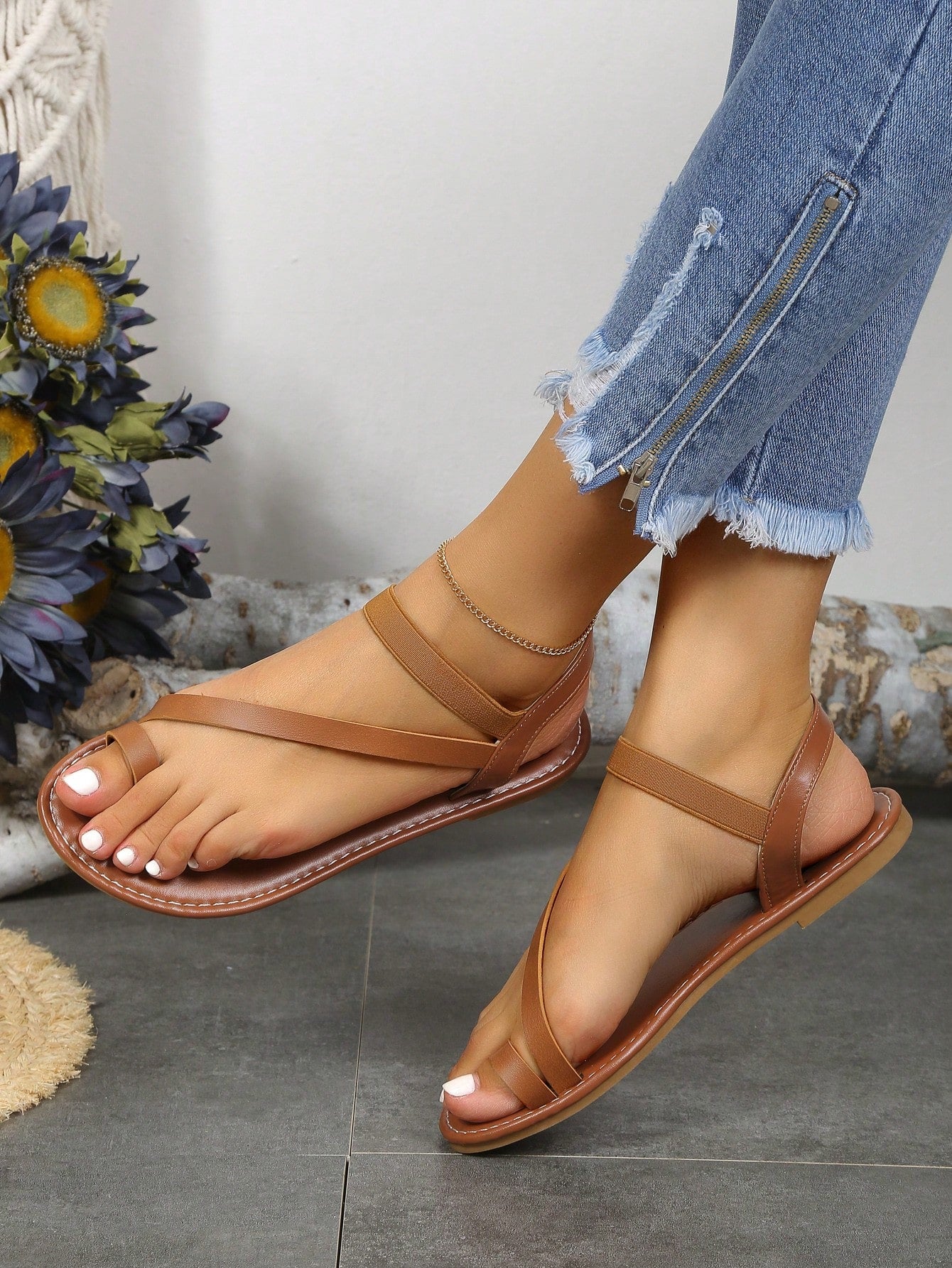 Women Minimalist Ankle Strap Thong Sandals, Fashion Summer Flat Sandals