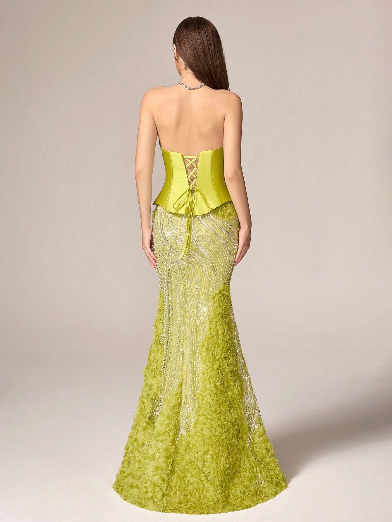 VIPGIRL Elegant Luxury Lime Green Strapless Evening Gown - Contrast Sequin Mesh Decor Mermaid Silhouette, Woven Fabric Ruffle Trim, Sleeveless Fitted Design | Suitable for Formal Dinners, Red Carpet Events, Graduation Dances, Wedding Receptions and More
